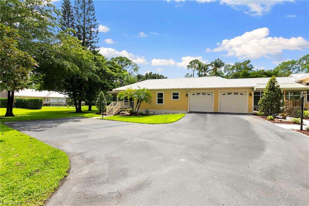6460 Hidden Oaks Ln, Naples, photo 49