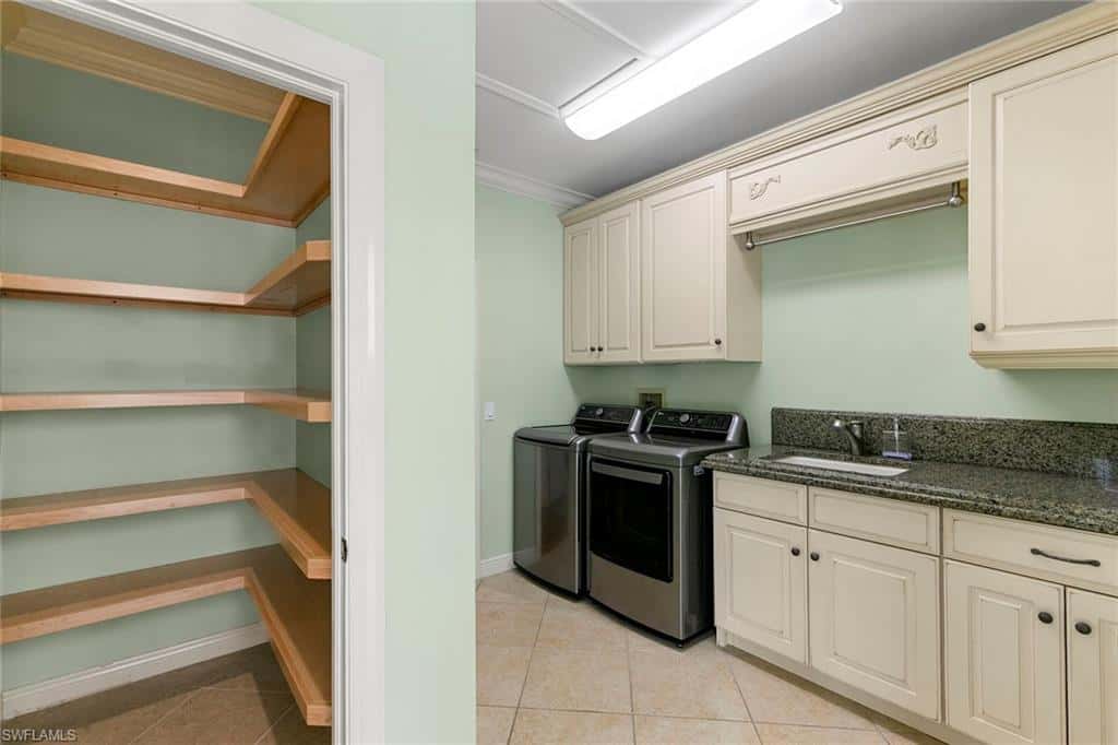 6460 Hidden Oaks Ln, Naples, photo 40