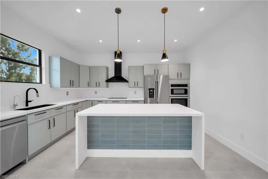 1505 24th Ter, Cape Coral, photo 6