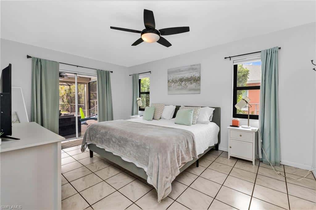 216 30th Ter, Cape Coral, photo 15