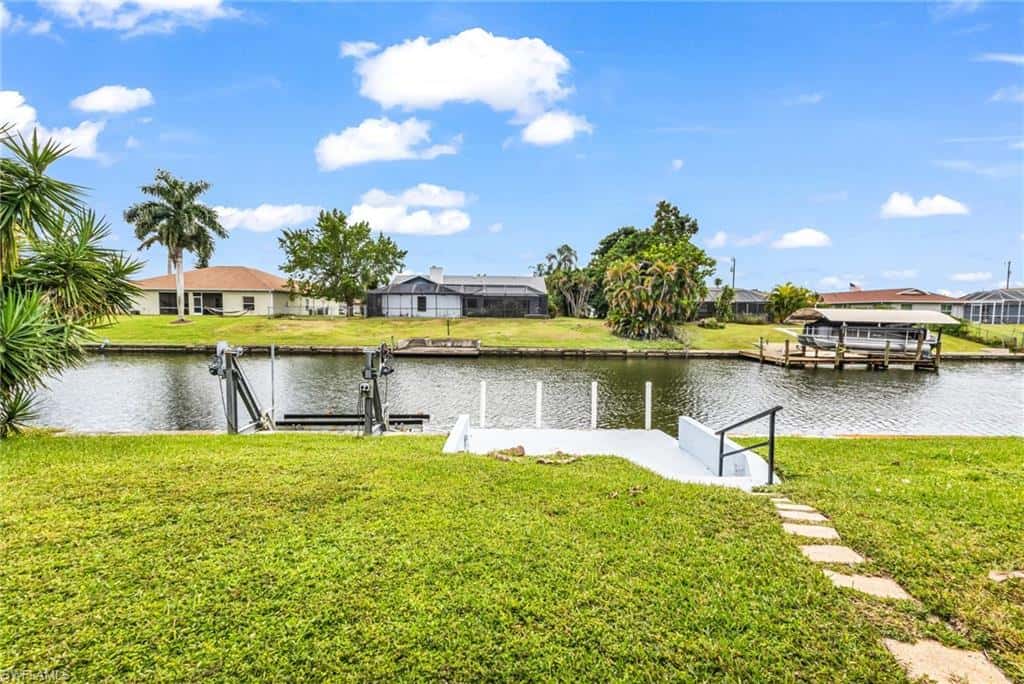 216 30th Ter, Cape Coral, photo 29