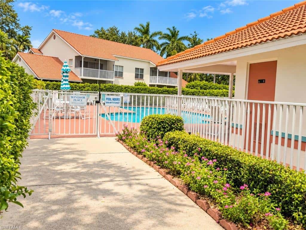 517 Windsor Sq #201, Naples, photo 22