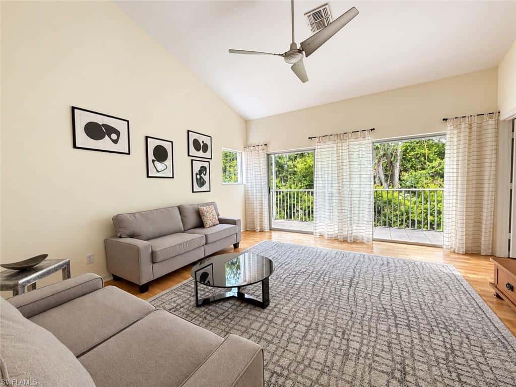 517 Windsor Sq #201, Naples, photo 5