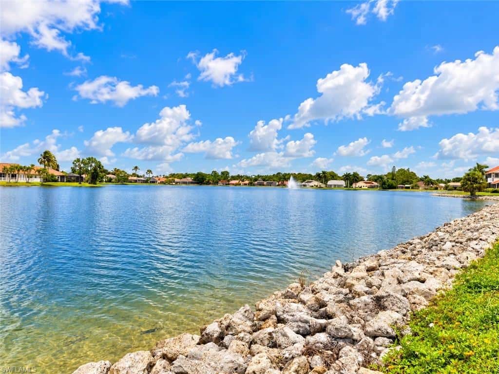 517 Windsor Sq #201, Naples, photo 24