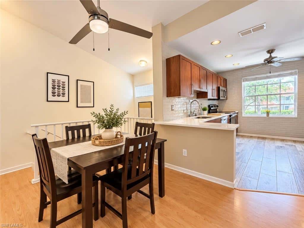 517 Windsor Sq #201, Naples, photo 10