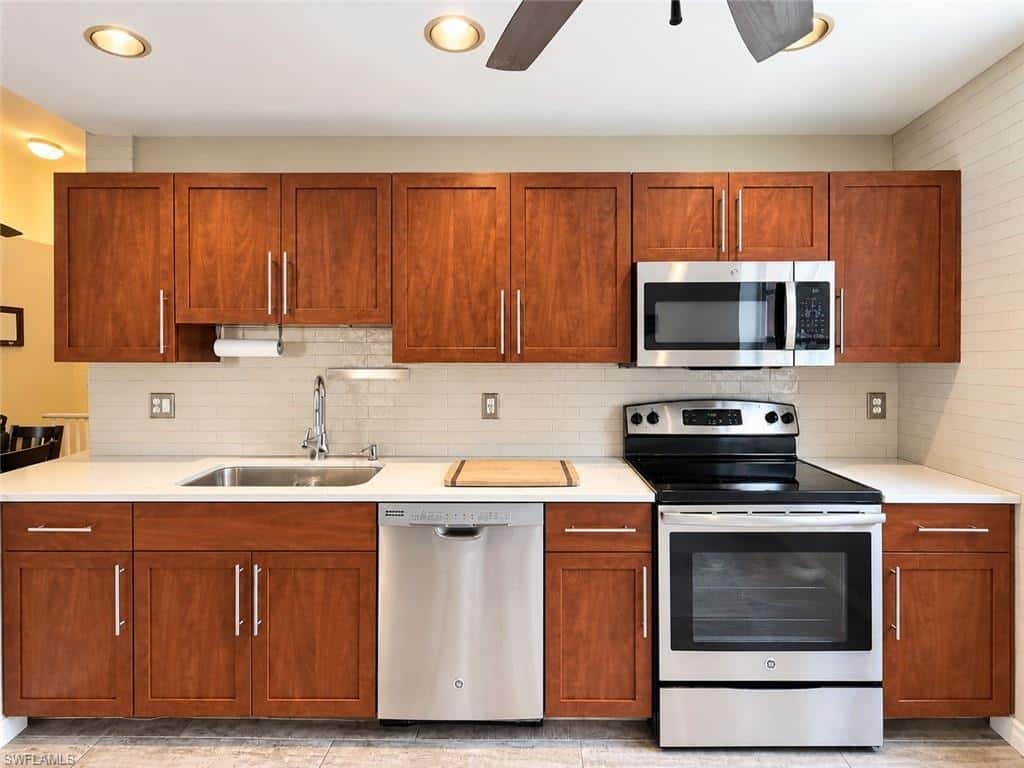 517 Windsor Sq #201, Naples, photo 8