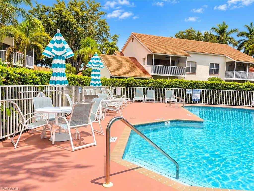 517 Windsor Sq #201, Naples, photo 21
