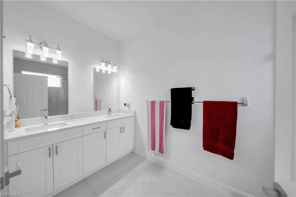 6131 Laurelwood Dr, Fort Myers, photo 14