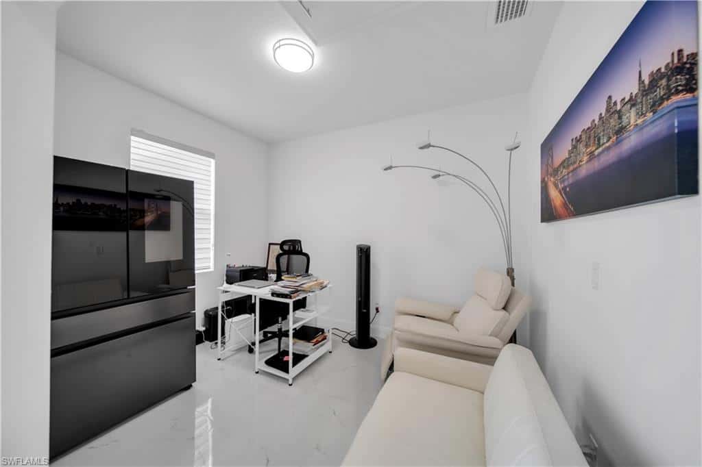 6131 Laurelwood Dr, Fort Myers, photo 21
