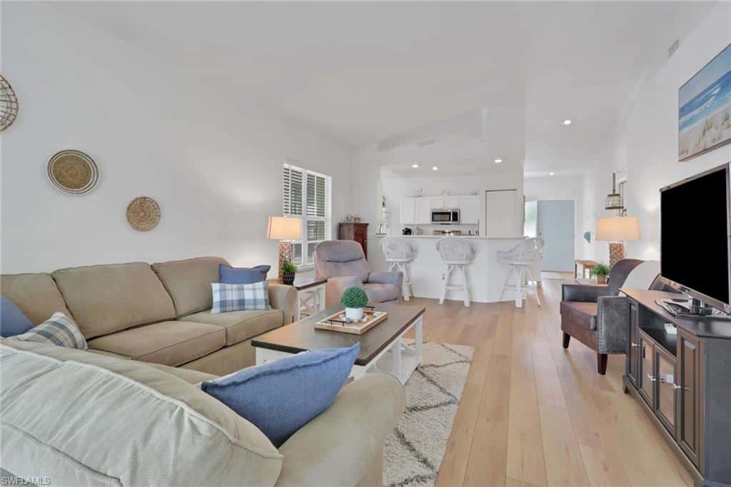 680 Wiggins Lake Dr #202, Naples, photo 7