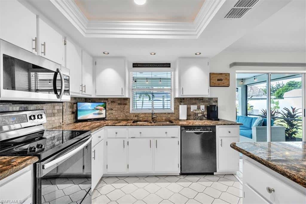 1416 1st Ter, Cape Coral, photo 13