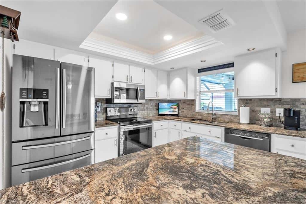 1416 1st Ter, Cape Coral, photo 11