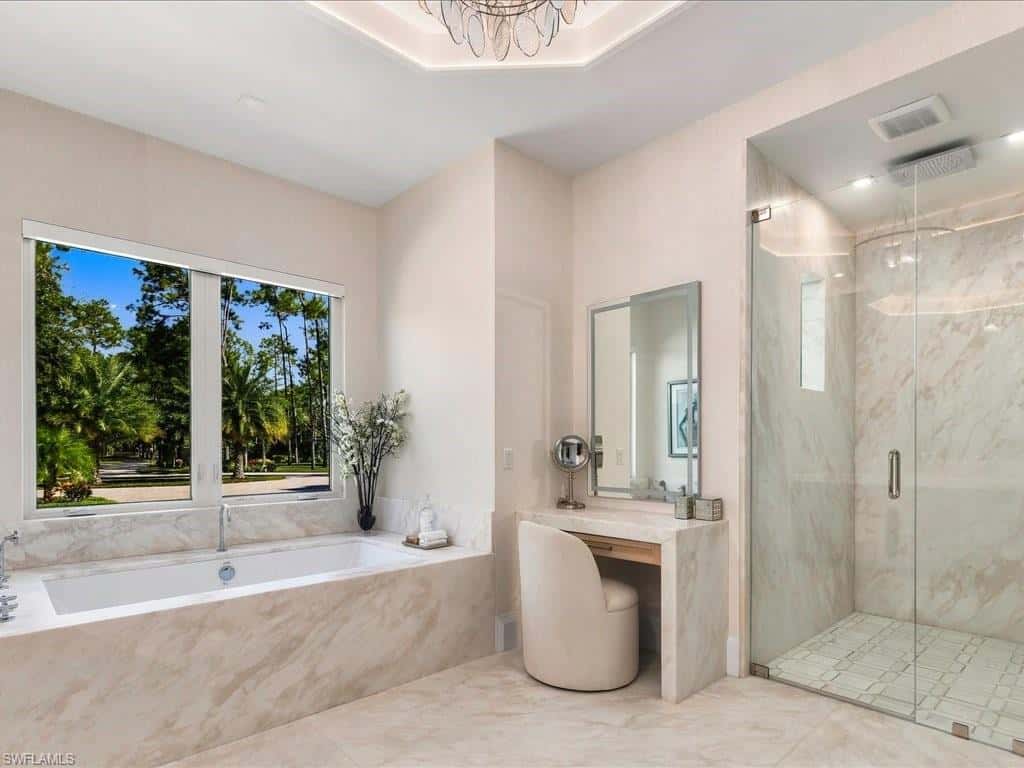 6190 Bur Oaks Ln, Naples, photo 27