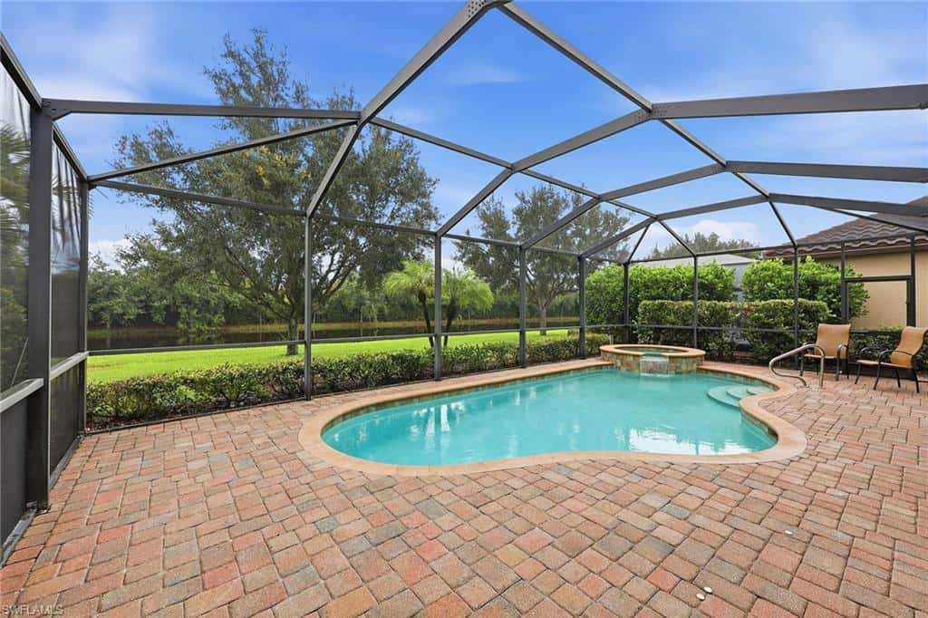 2946 Aviamar Cir, Naples, photo 27