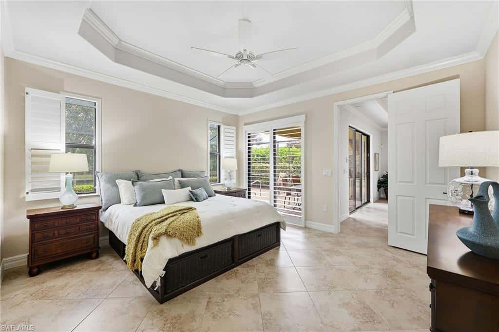 2946 Aviamar Cir, Naples, photo 12
