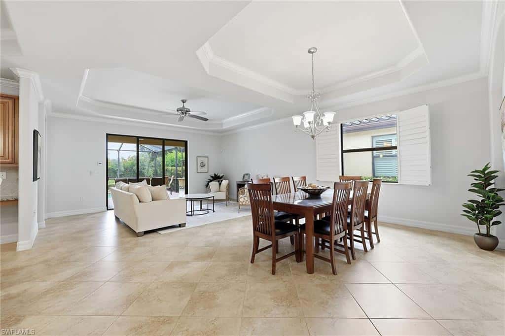 2946 Aviamar Cir, Naples, photo 5