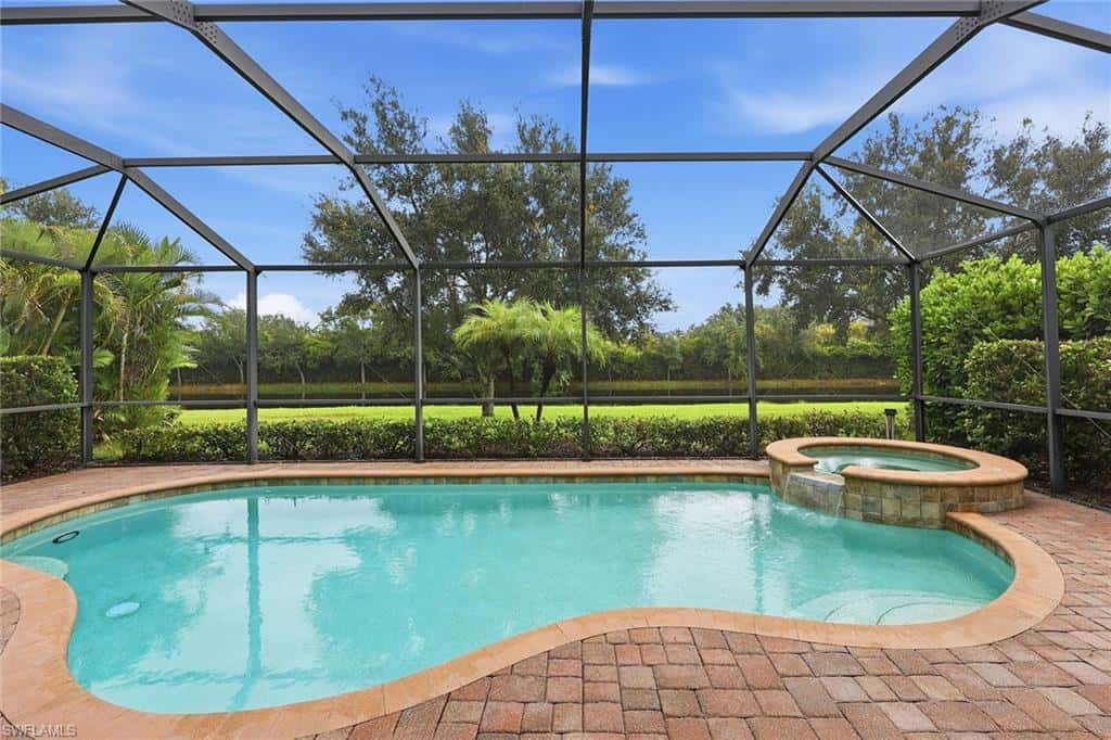 2946 Aviamar Cir, Naples, photo 24
