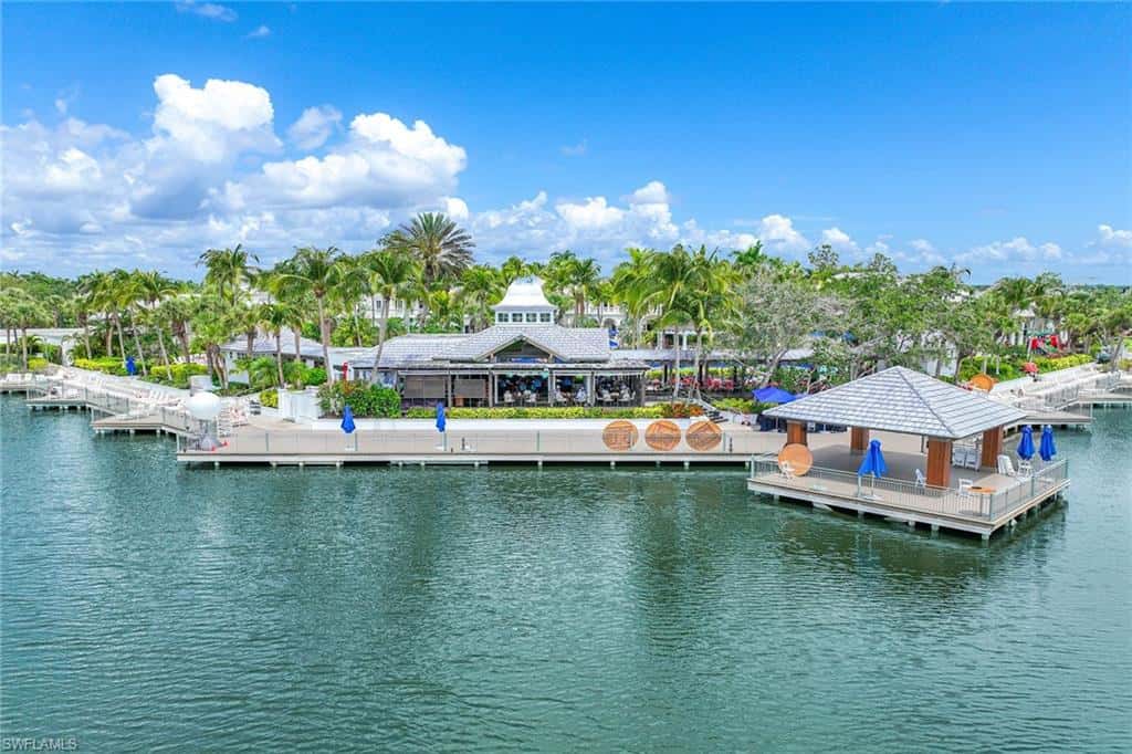 2946 Aviamar Cir, Naples, photo 33