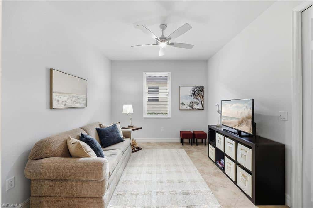 2946 Aviamar Cir, Naples, photo 18