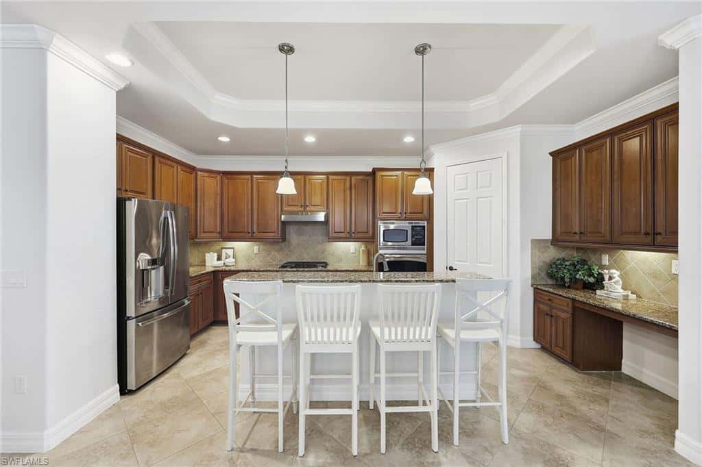 2946 Aviamar Cir, Naples, photo 8
