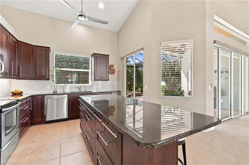 1424 11th St, Cape Coral, photo 10