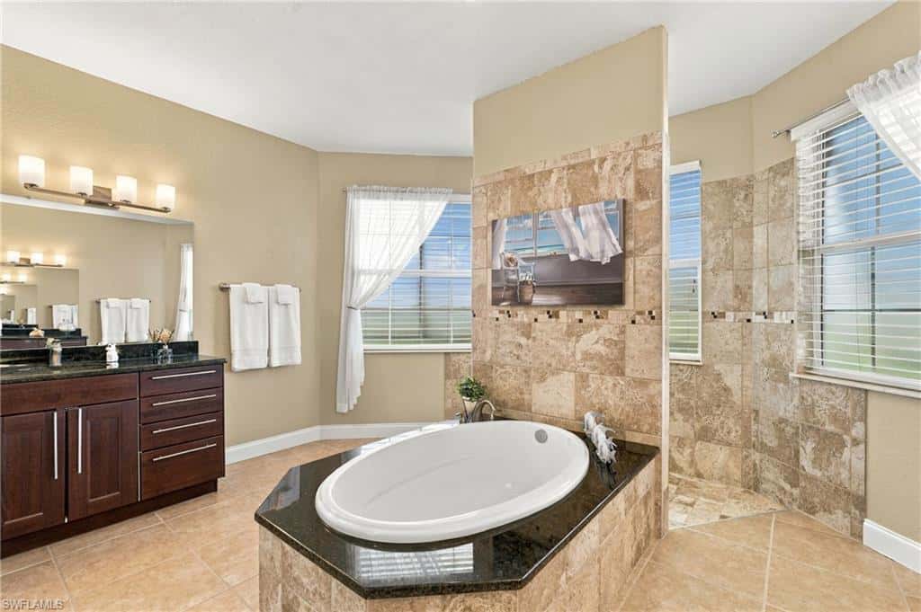 1424 11th St, Cape Coral, photo 18
