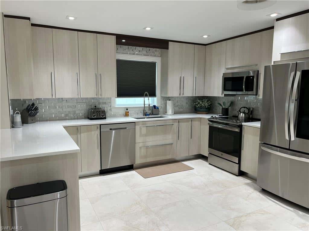 648 100th Ave, Naples, photo 7