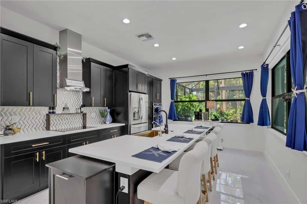 491 9th St, Naples, photo 9