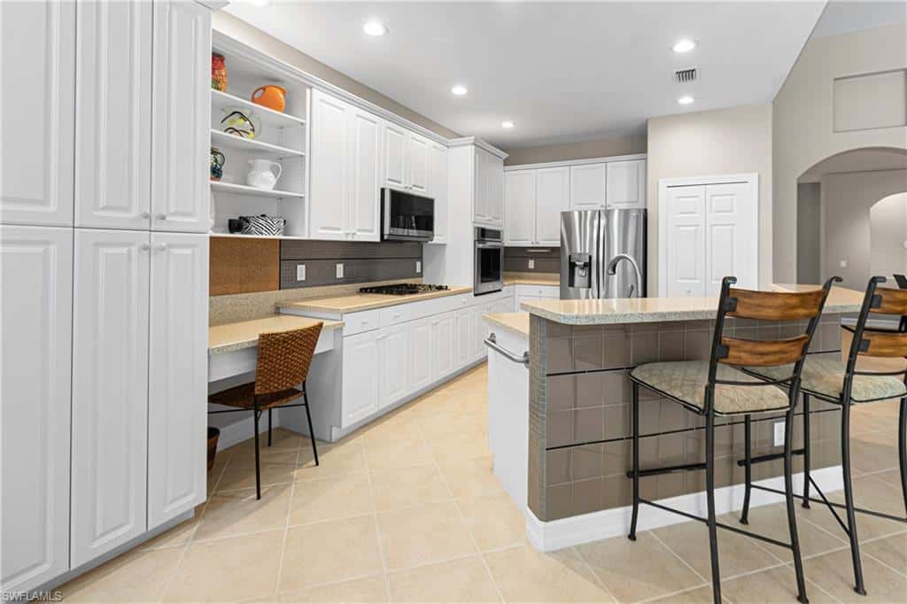 10512 Bella Vista Dr, Fort Myers, photo 15