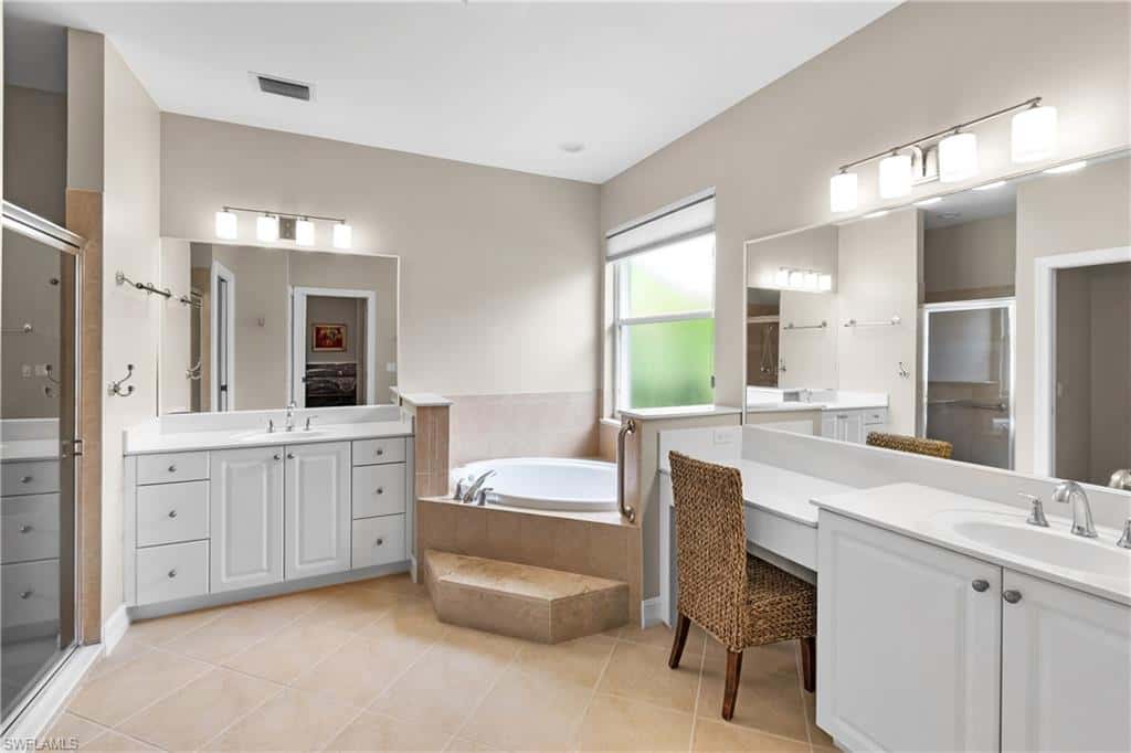 10512 Bella Vista Dr, Fort Myers, photo 25