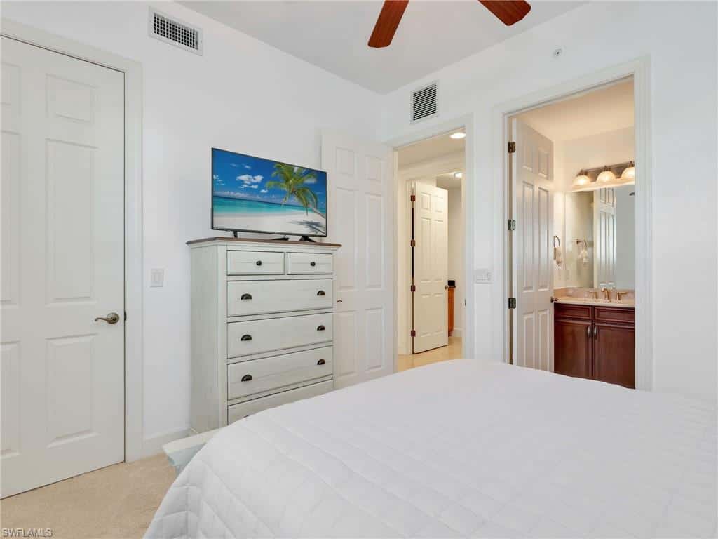 8060 Players Cove Dr #101, Naples, photo 32