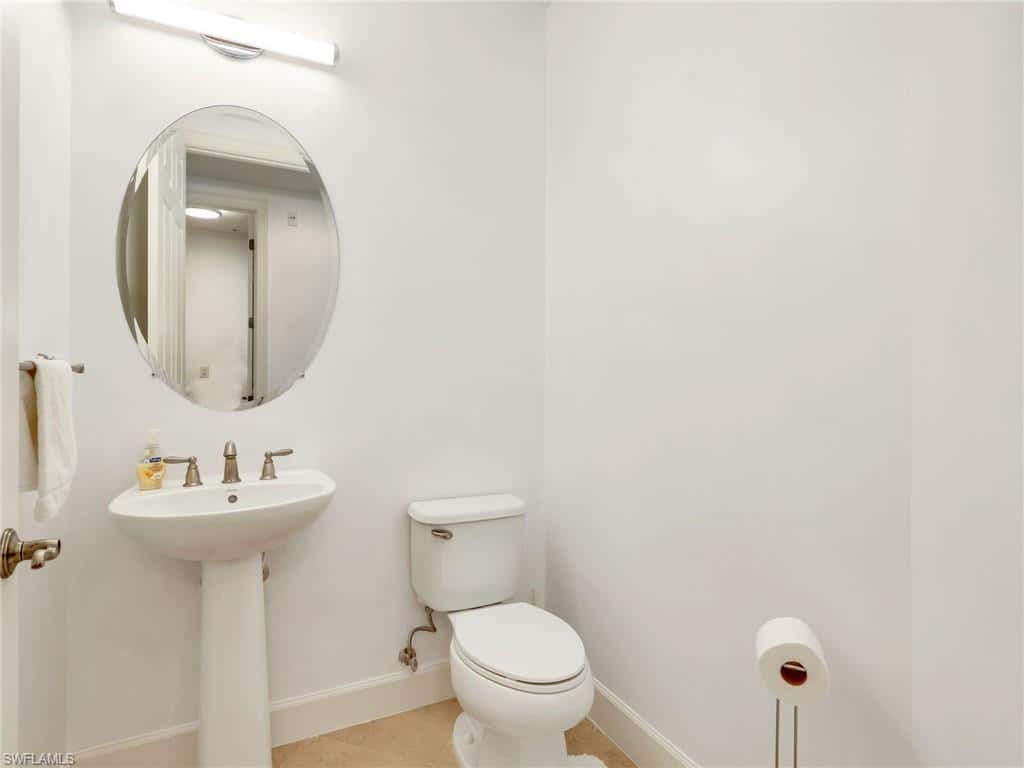 8060 Players Cove Dr #101, Naples, photo 33