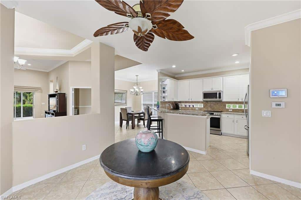 104 Glen Eagle Cir, Naples, photo 9