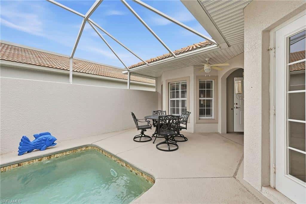 104 Glen Eagle Cir, Naples, photo 35