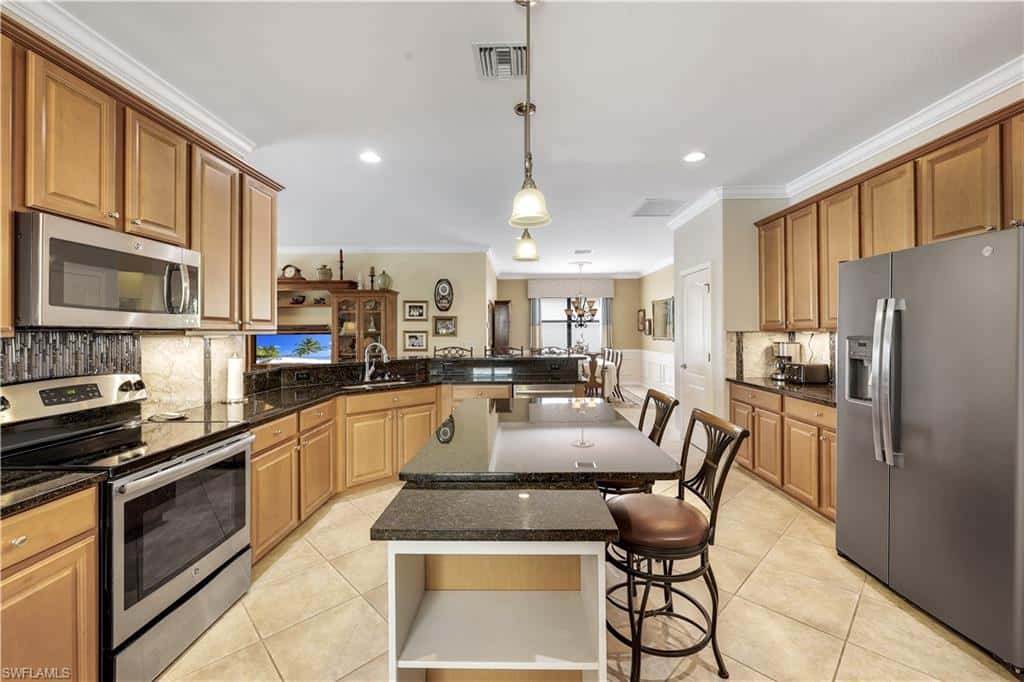 20377 Black Tree Ln, Estero, photo 6