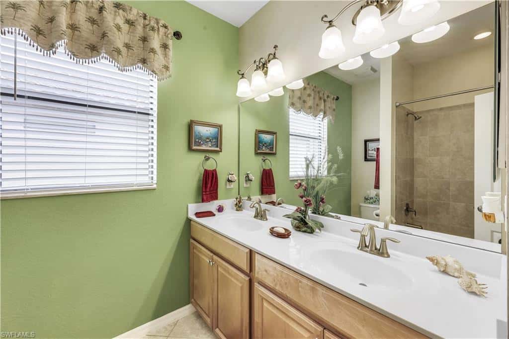 20377 Black Tree Ln, Estero, photo 17