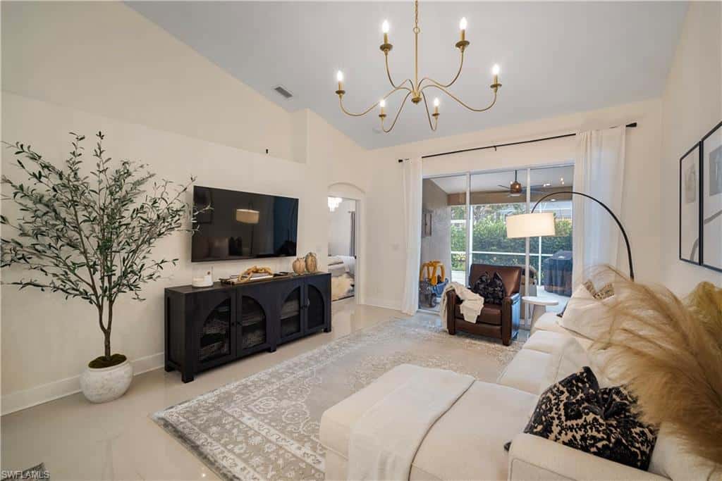 8163 Ibis Cove Cir, Naples, photo 6