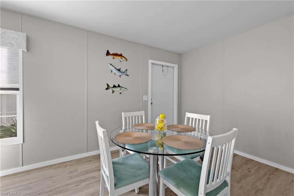 1747 Beverly Dr, Naples, photo 8
