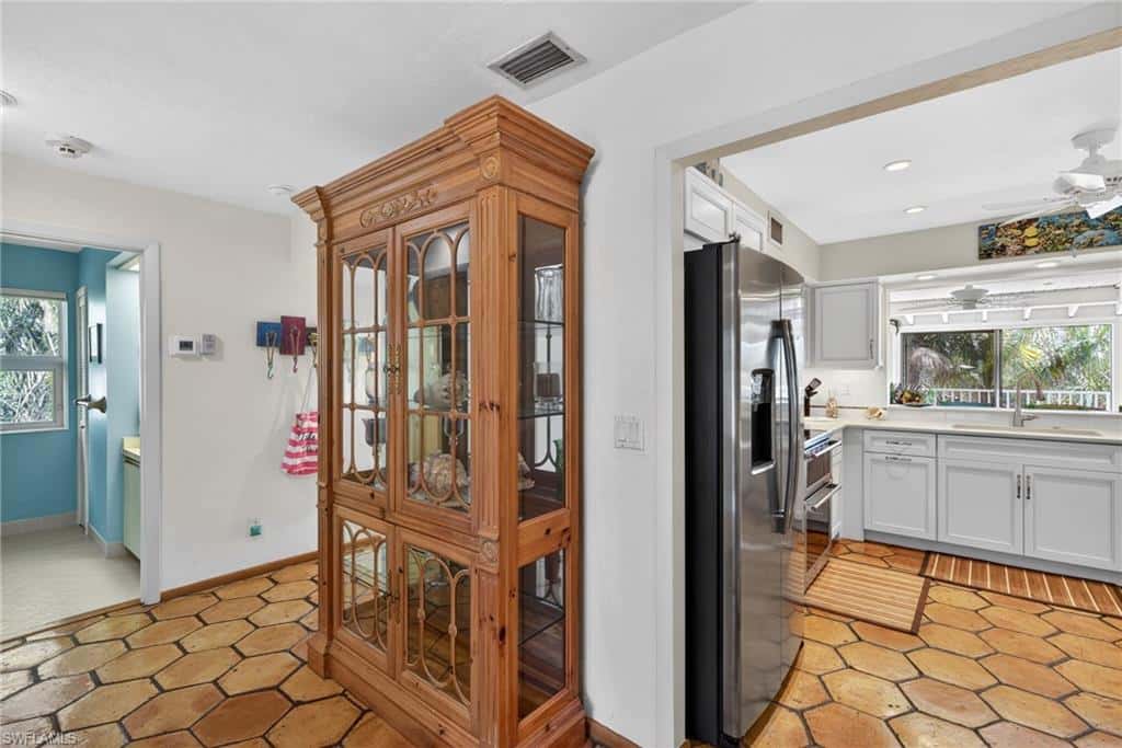 5312 Ladyfinger Lake Rd, Sanibel, photo 16