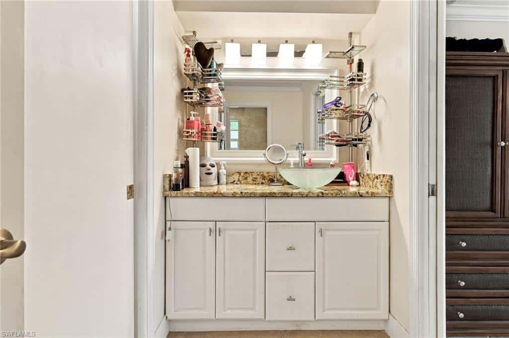 5305 Malaluka Ct, Cape Coral, photo 16