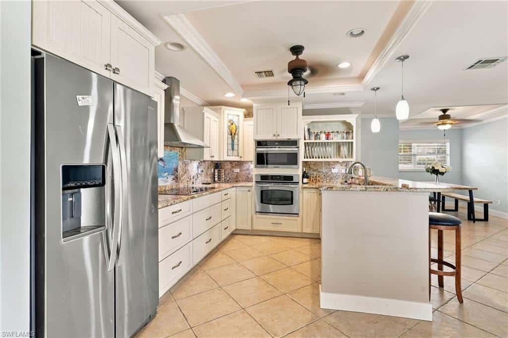 5305 Malaluka Ct, Cape Coral, photo 9