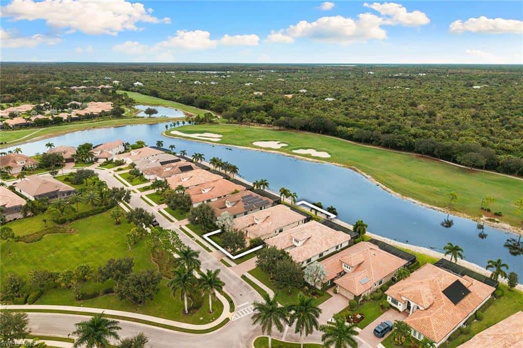 12388 Wisteria Dr, Naples, photo 6