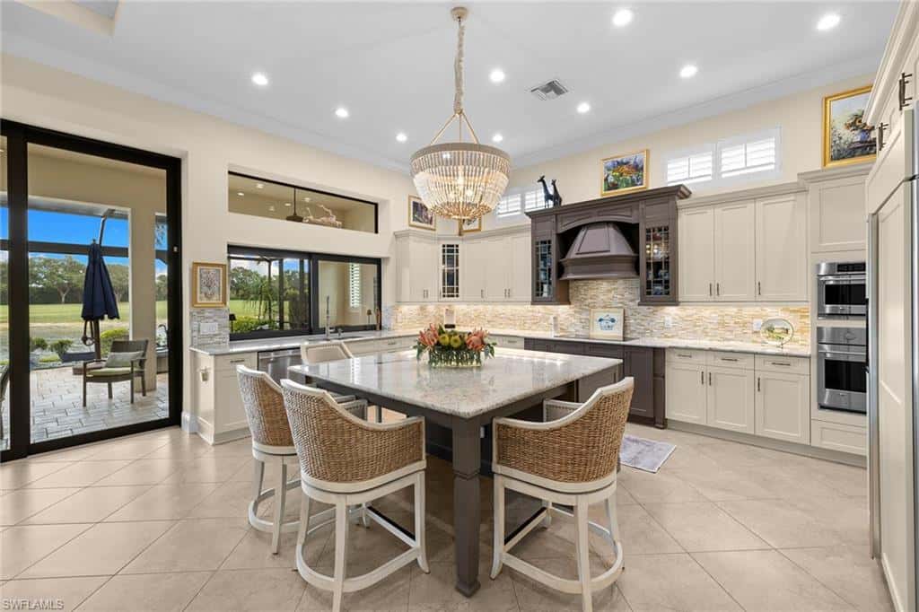 12388 Wisteria Dr, Naples, photo 16