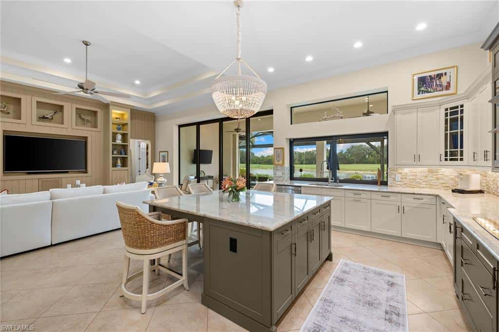 12388 Wisteria Dr, Naples, photo 19