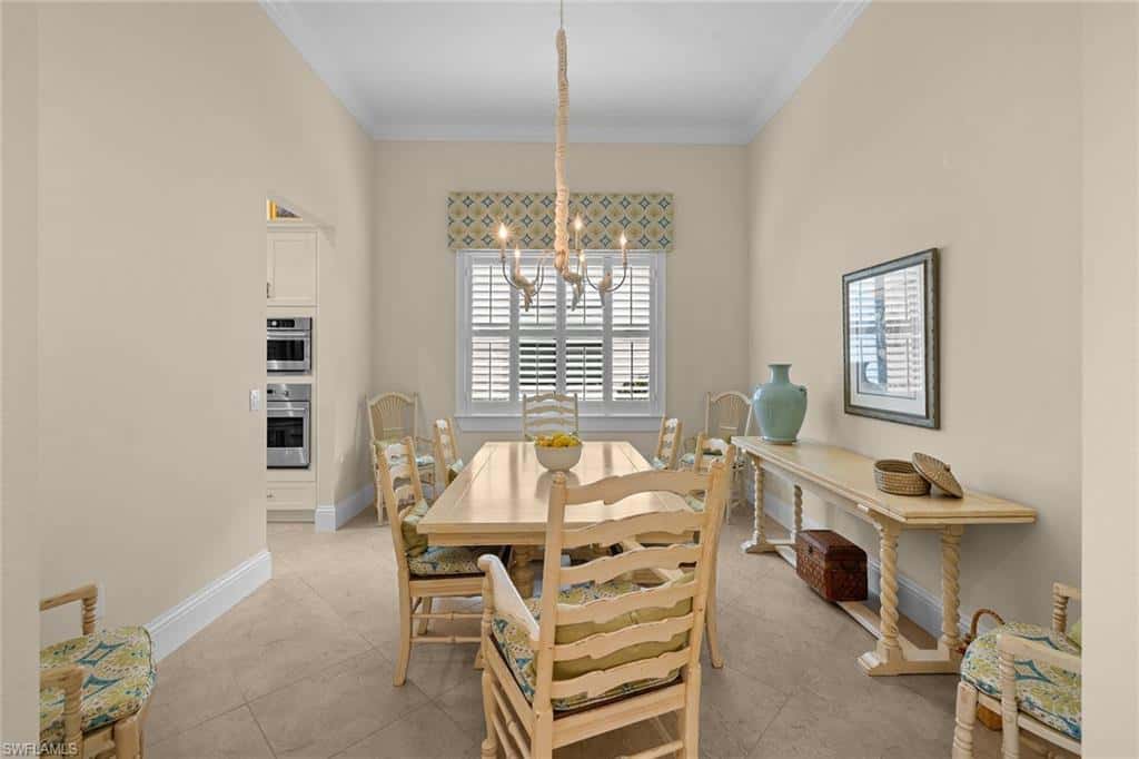12388 Wisteria Dr, Naples, photo 35