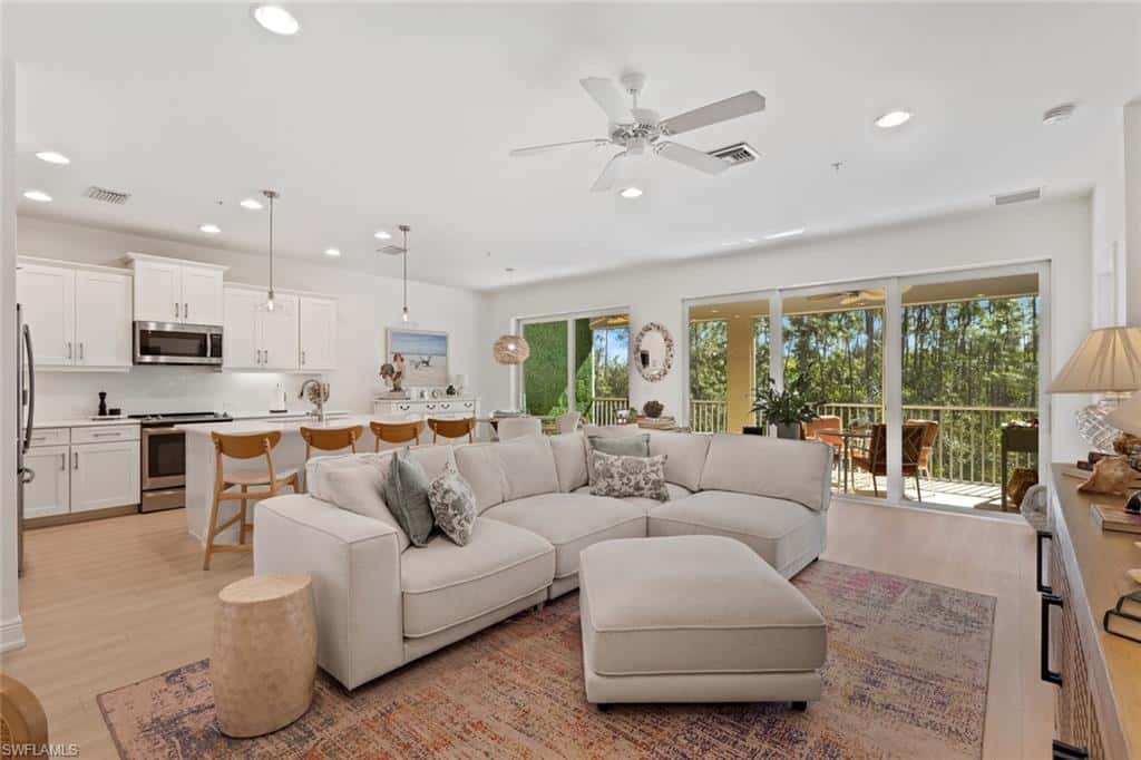 6973 Avalon Cir #1406, Naples, photo 6