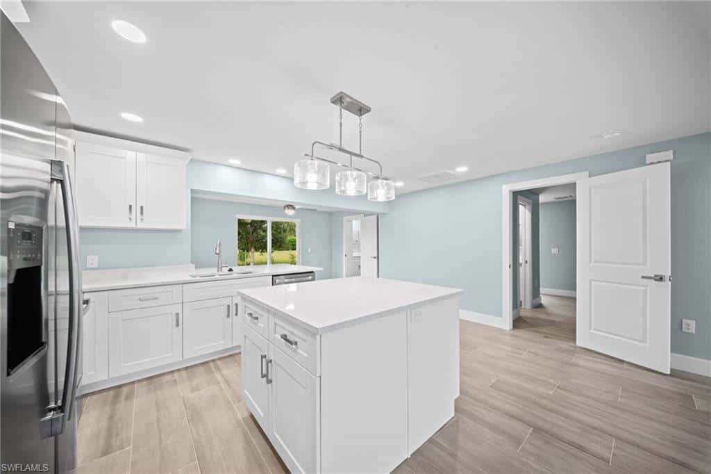 27604 Imperial Shores Blvd, Bonita Springs, photo 7