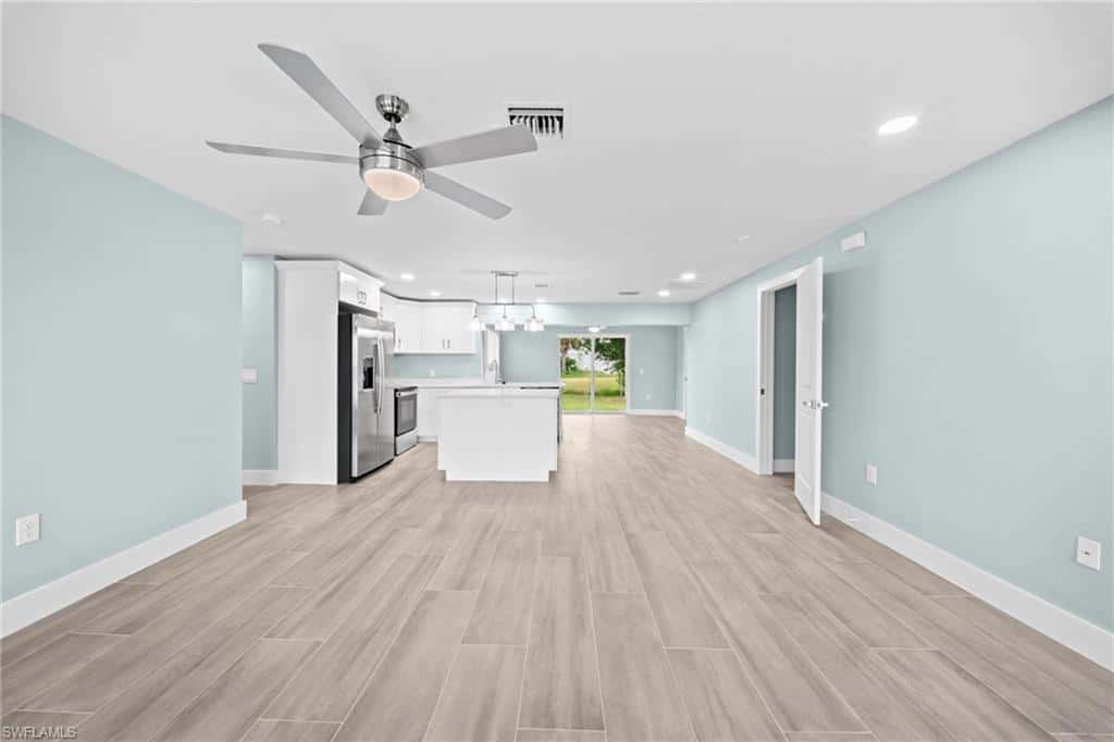 27604 Imperial Shores Blvd, Bonita Springs, photo 5