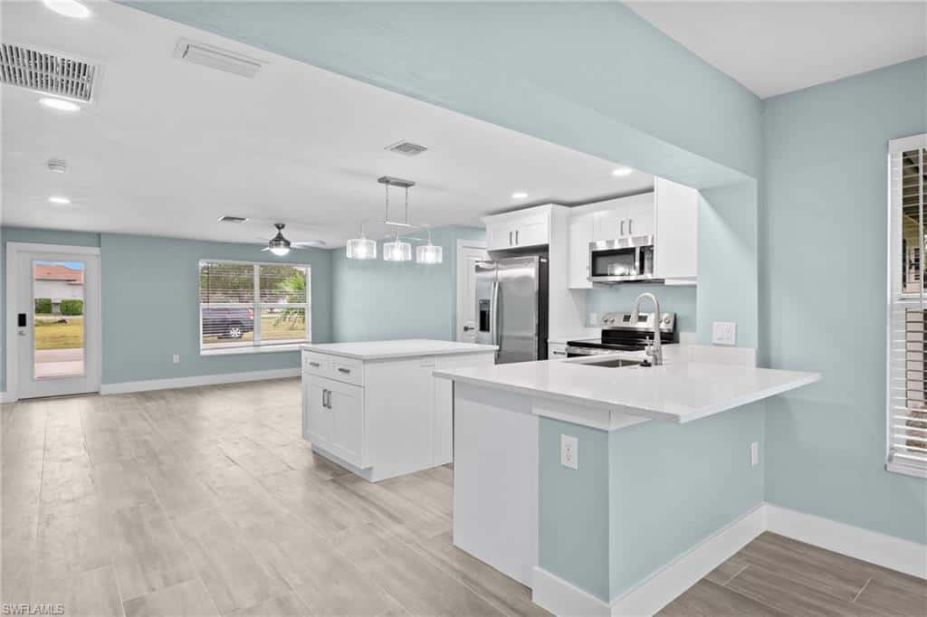 27604 Imperial Shores Blvd, Bonita Springs, photo 10