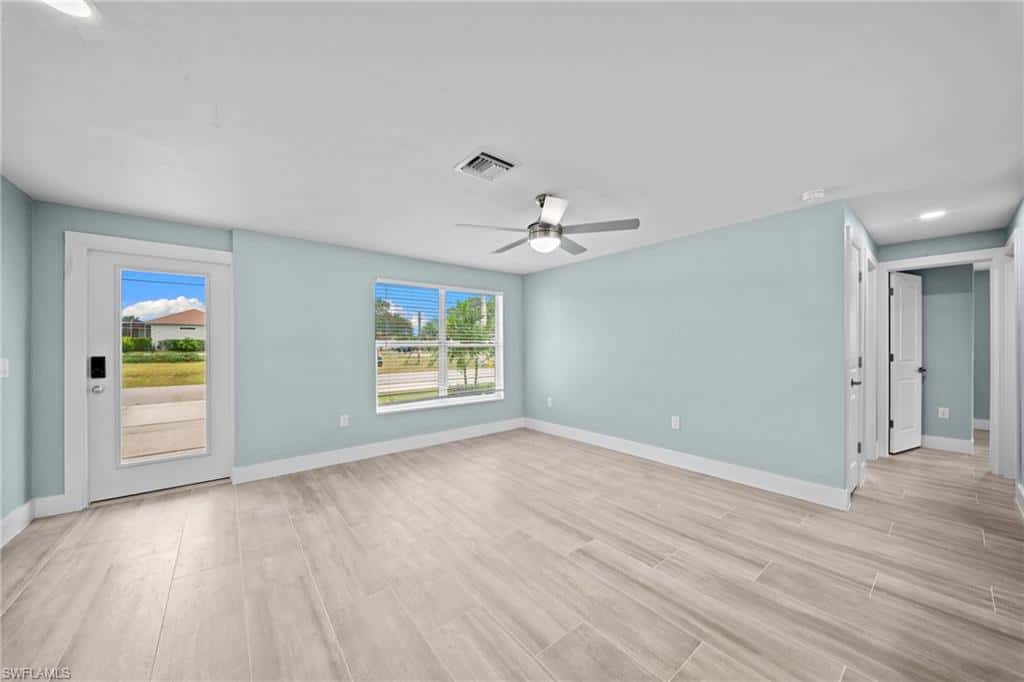 27604 Imperial Shores Blvd, Bonita Springs, photo 4